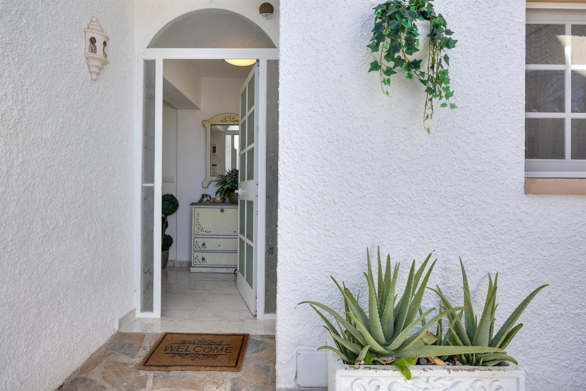 Villa Casacara Marbella Beachside Costabella -Spain ภายนอก รูปภาพ