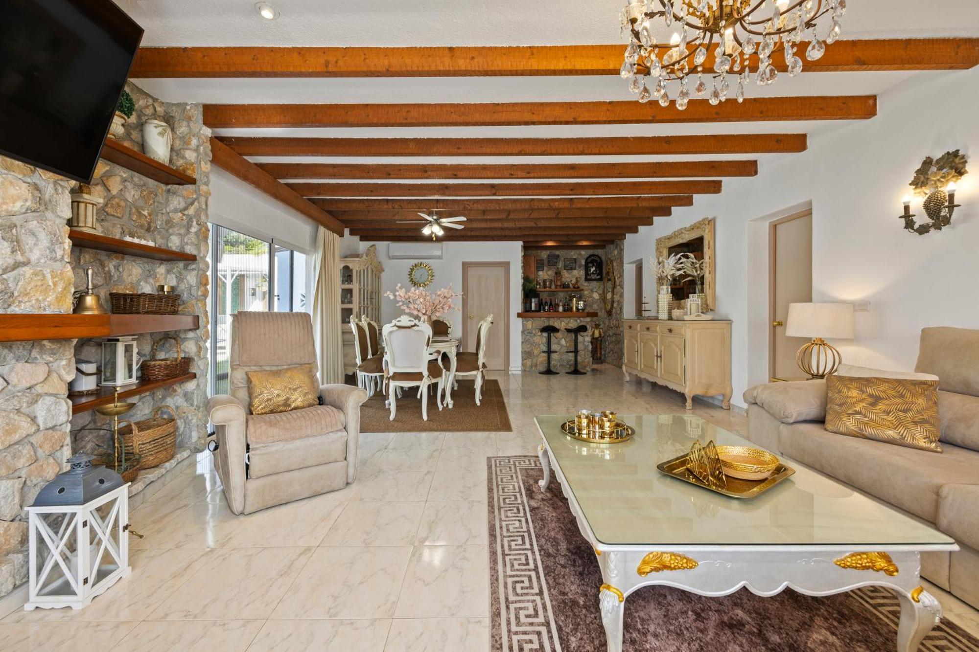 Villa Casacara Marbella Beachside Costabella -Spain ภายนอก รูปภาพ