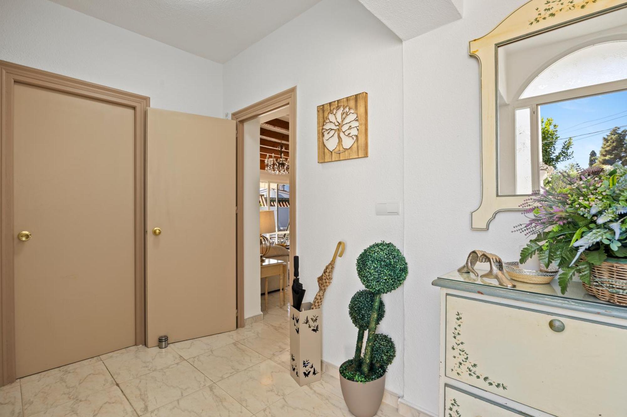 Villa Casacara Marbella Beachside Costabella -Spain ภายนอก รูปภาพ